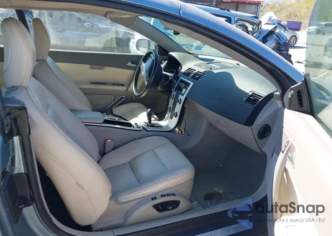 2013 Volvo C70 T5/T5 Platinum/T5 Premier Plus z USA, uszkodzony, nr VIN YV1672MC7DJ138540